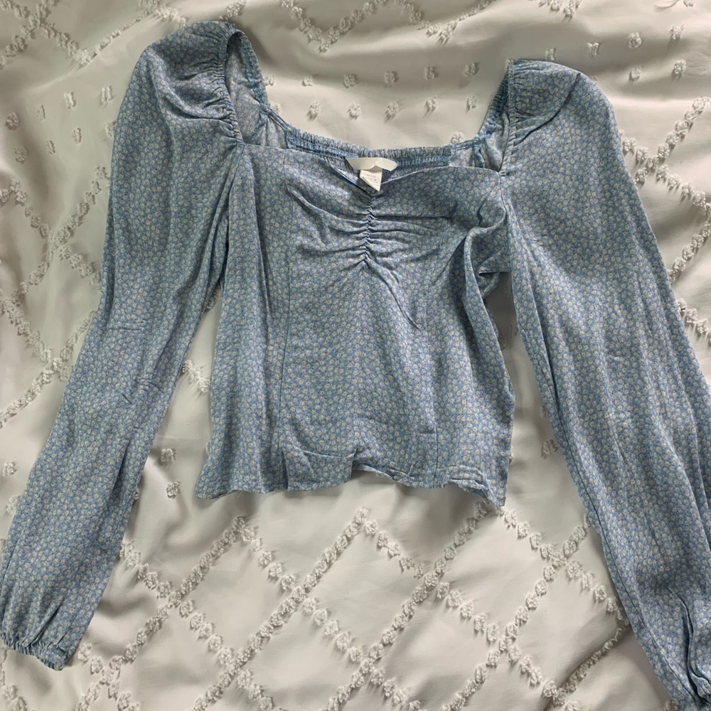 Floral long sleeve blouse